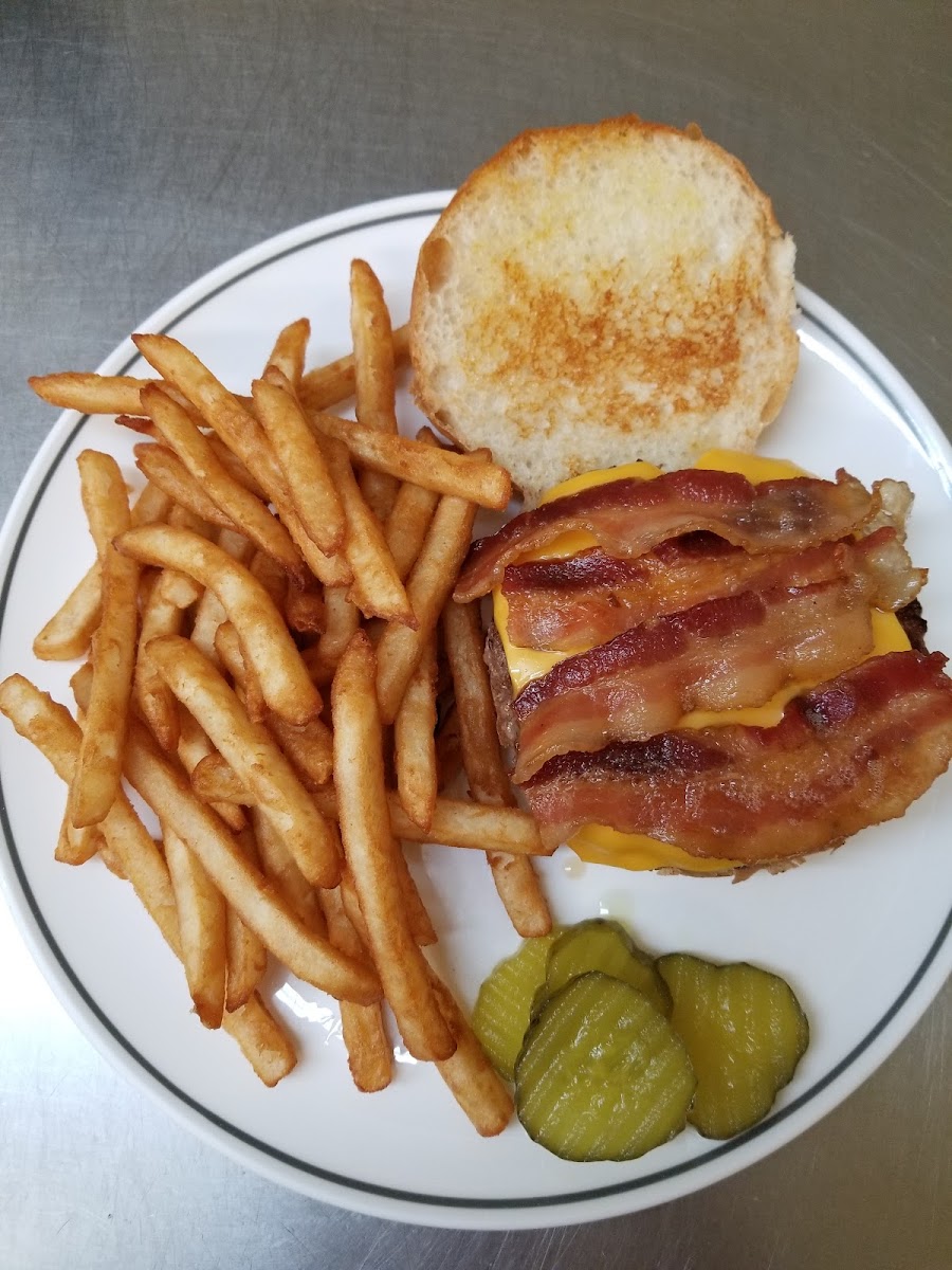 The Gateway Cafe & Bbq